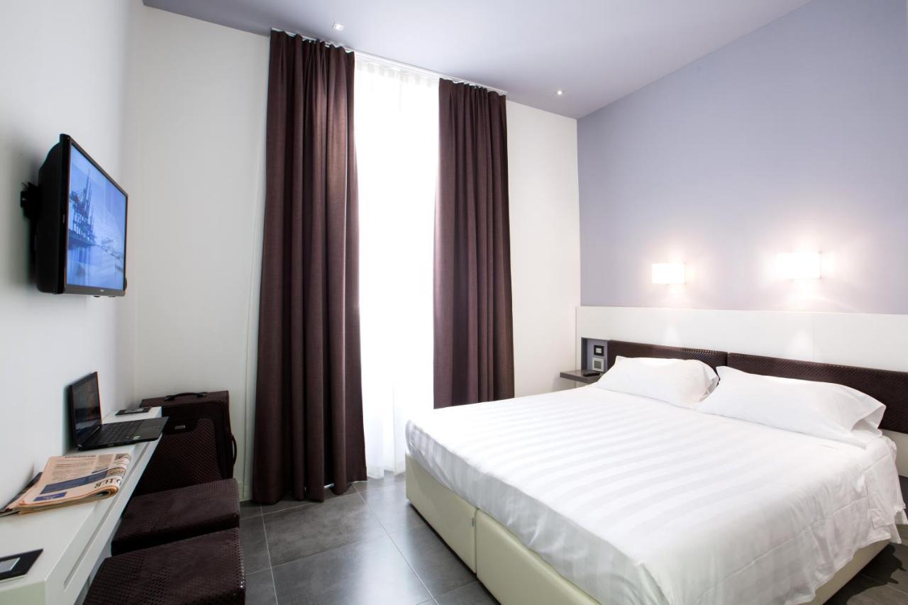 Crosti Hotel Roma Ngoại thất bức ảnh