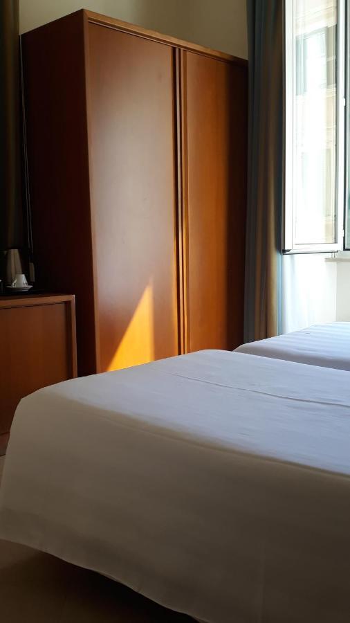 Crosti Hotel Roma Ngoại thất bức ảnh